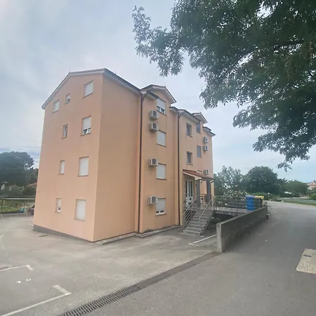 Noel - Free Covered Parking - Fast Wifi - Near Beaches & Brijuni