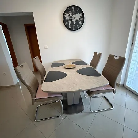 Apartman Noel - Free Covered Parking - Fast Wifi - Near Beaches & Brijuni Fažana