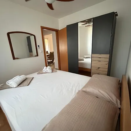 아파트 Noel - Free Covered Parking - Fast Wifi - Near Beaches & Brijuni 파자나